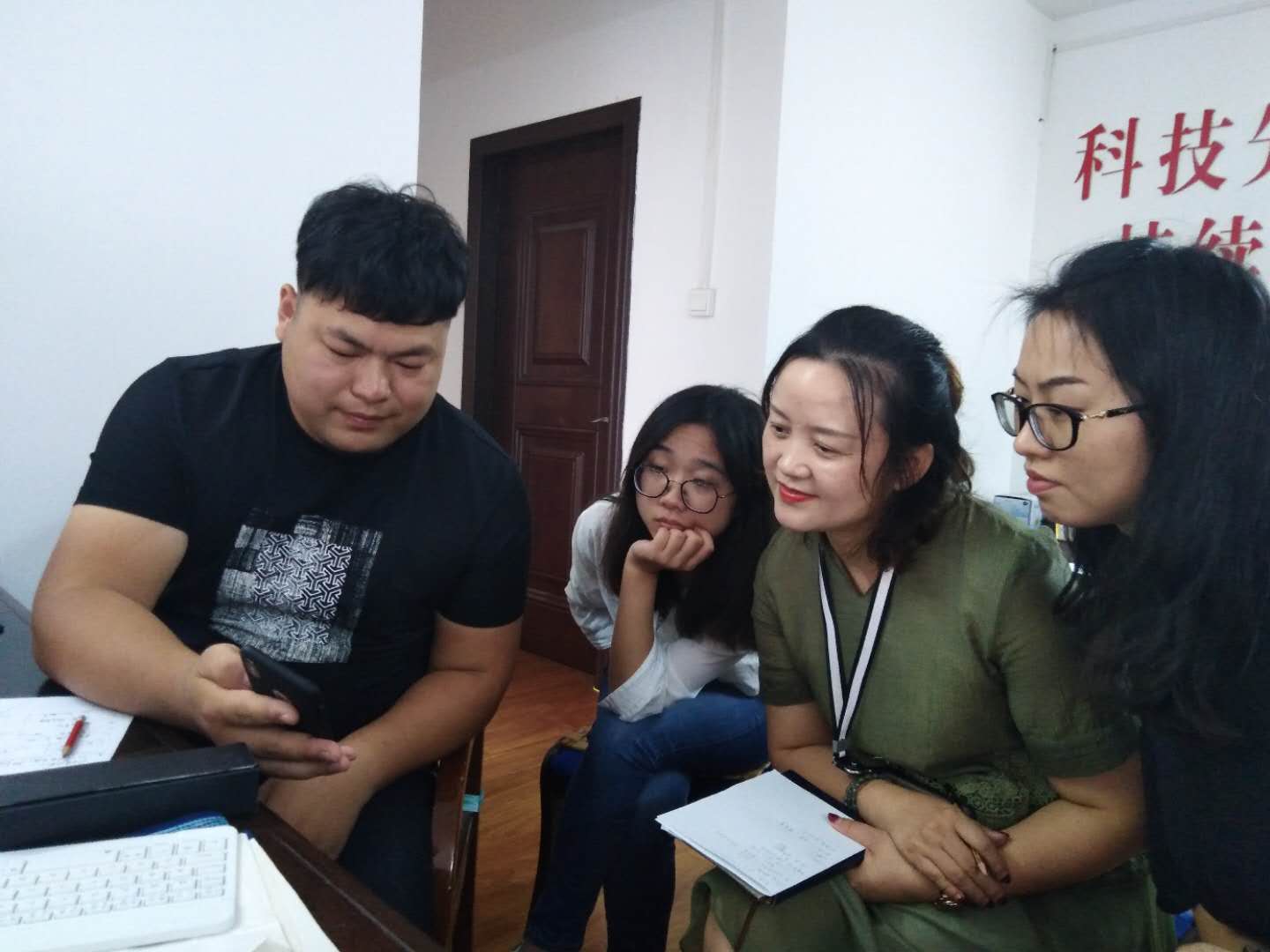 【鼎強(qiáng)纖維】員工加大學(xué)習(xí)力度，外培內(nèi)訓(xùn)一起上